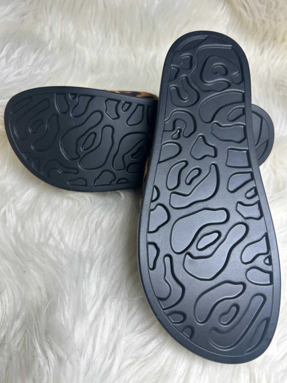 AEROSOLES Leopard Print Calf Hair Slide Sandals Women's Size 9 - Picture 7 of 12
